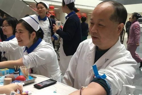 男子拒绝手术，医生自掏腰包也要救，医者仁心，大爱无疆
